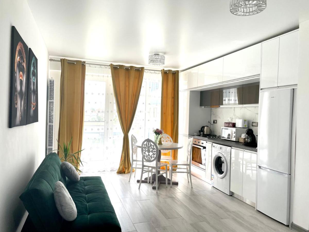 Apartamento Dominic 2 Beds 1 Sofa Parking Pool Apartament By Alezzi Nord10 Năvodari Exterior foto