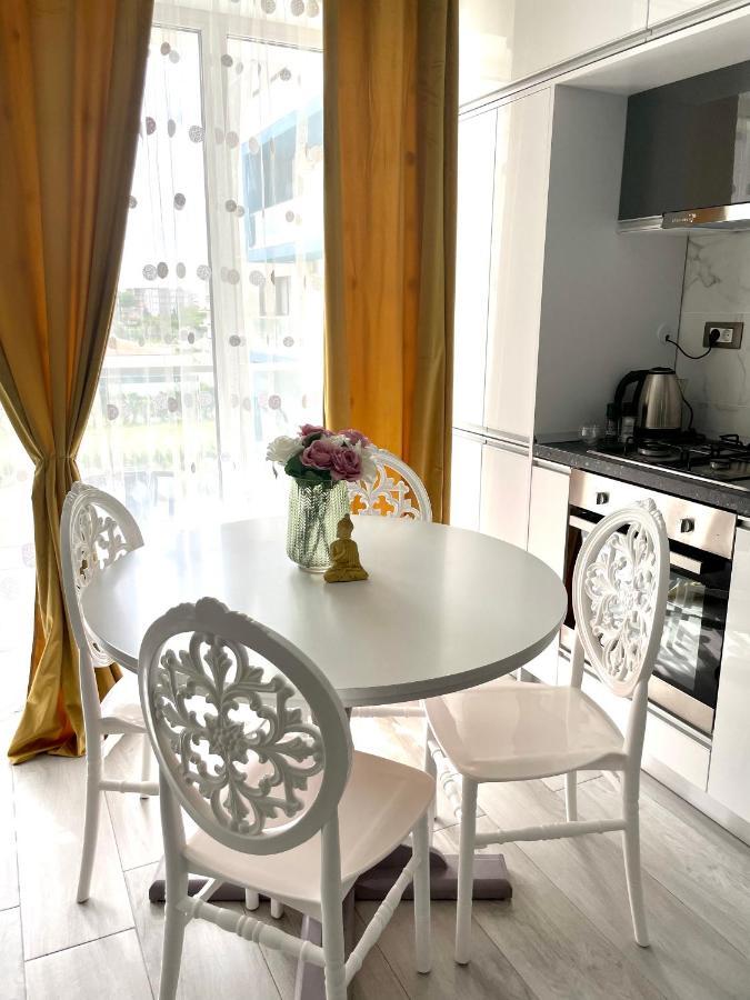 Apartamento Dominic 2 Beds 1 Sofa Parking Pool Apartament By Alezzi Nord10 Năvodari Exterior foto